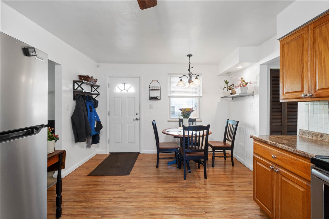 Canonsburg, Pennsylvania 15317, United States, 3 Bedrooms Bedrooms, ,2 BathroomsBathrooms,Residential,Active,245563