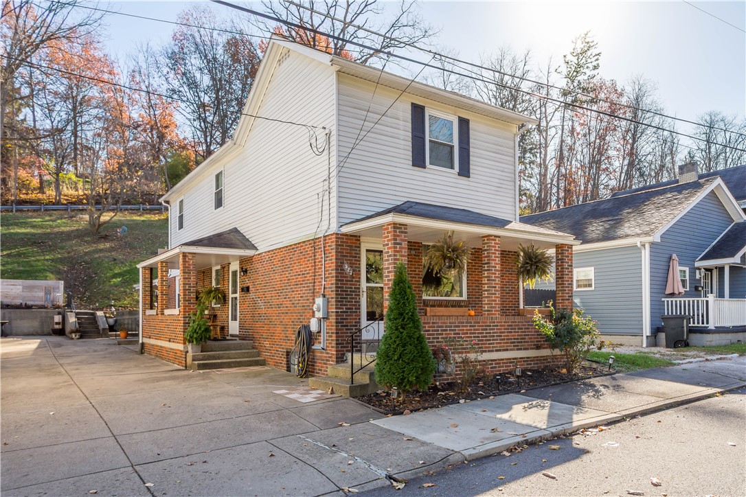 Canonsburg, Pennsylvania 15317, United States, 3 Bedrooms Bedrooms, ,2 BathroomsBathrooms,Residential,Active,245563