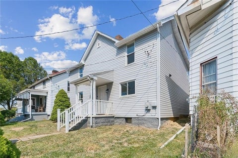 Photo of 2164 Jefferson Ave, Washington, PA 15301 (MLS # 1761469)