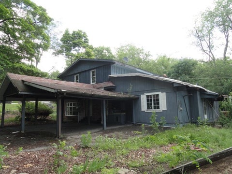 Photo for 303 Lemmon Hollow Rd. Road
