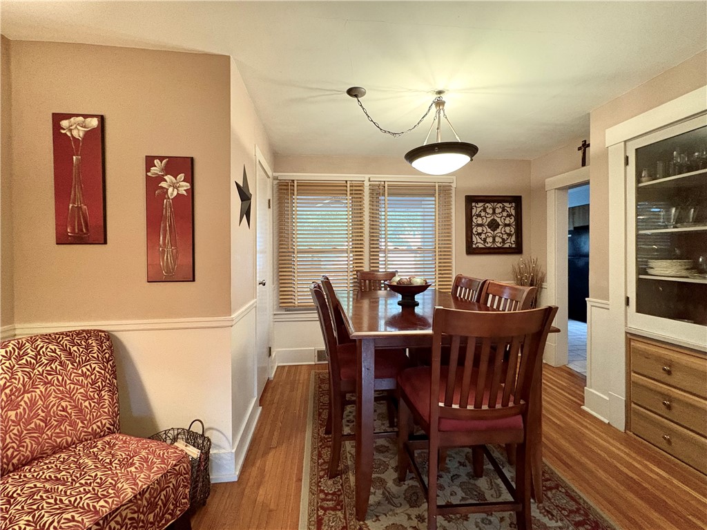 Beaver, Pennsylvania 15009, United States, 3 Bedrooms Bedrooms, ,2 BathroomsBathrooms,Residential,Contingent,182084