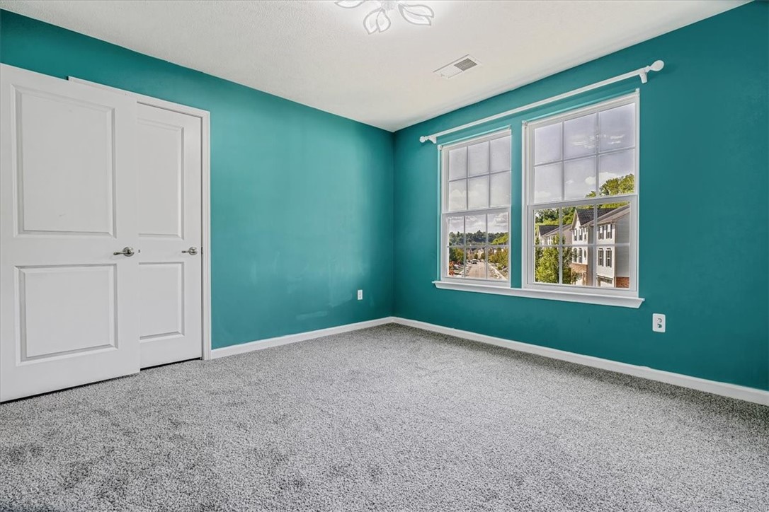 South Fayette, Pennsylvania 15057, United States, 3 Bedrooms Bedrooms, ,3 BathroomsBathrooms,Residential,Active,210399