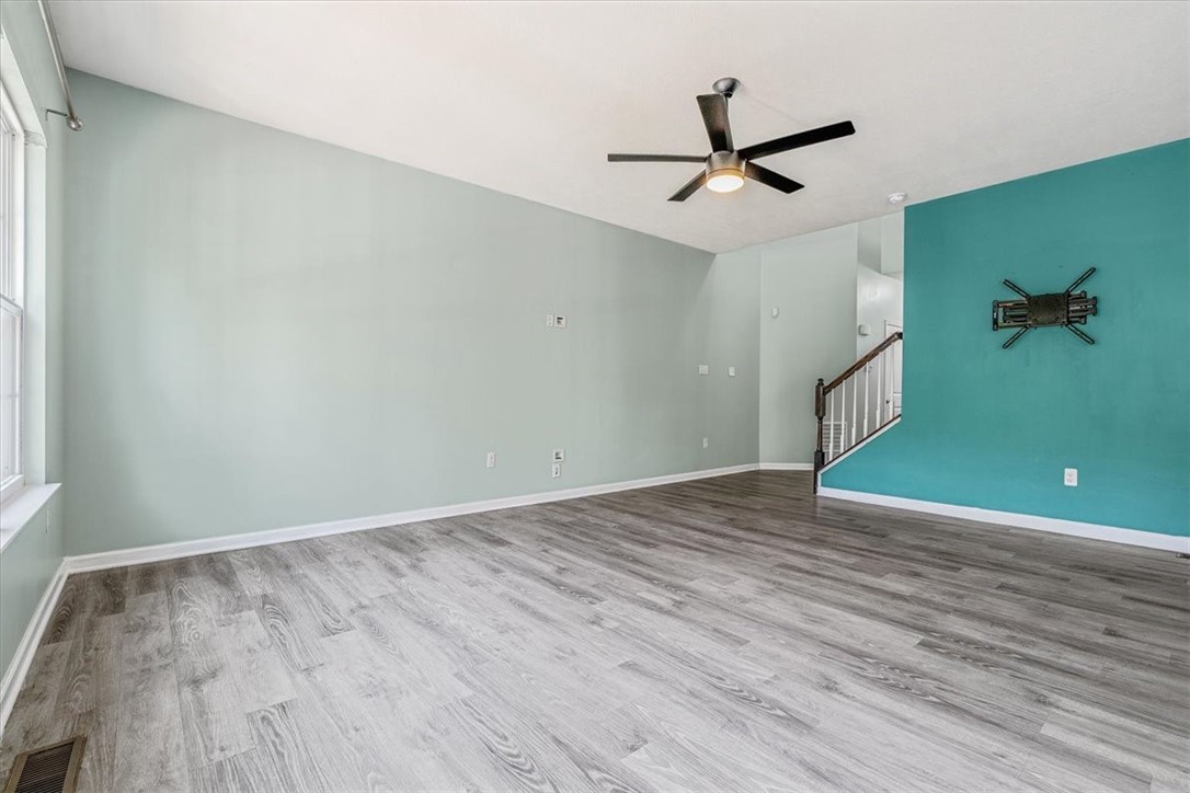 South Fayette, Pennsylvania 15057, United States, 3 Bedrooms Bedrooms, ,3 BathroomsBathrooms,Residential,Active,210399