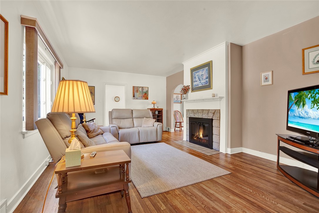 816 Catalpa St St, New Kensington, Pennsylvania image 3