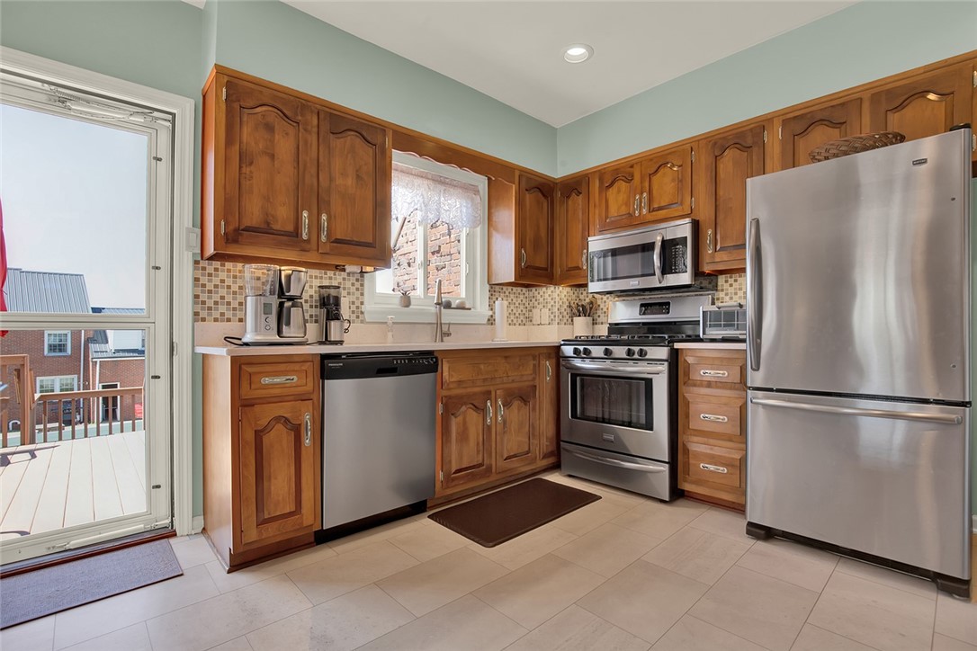 816 Catalpa St St, New Kensington, Pennsylvania image 8