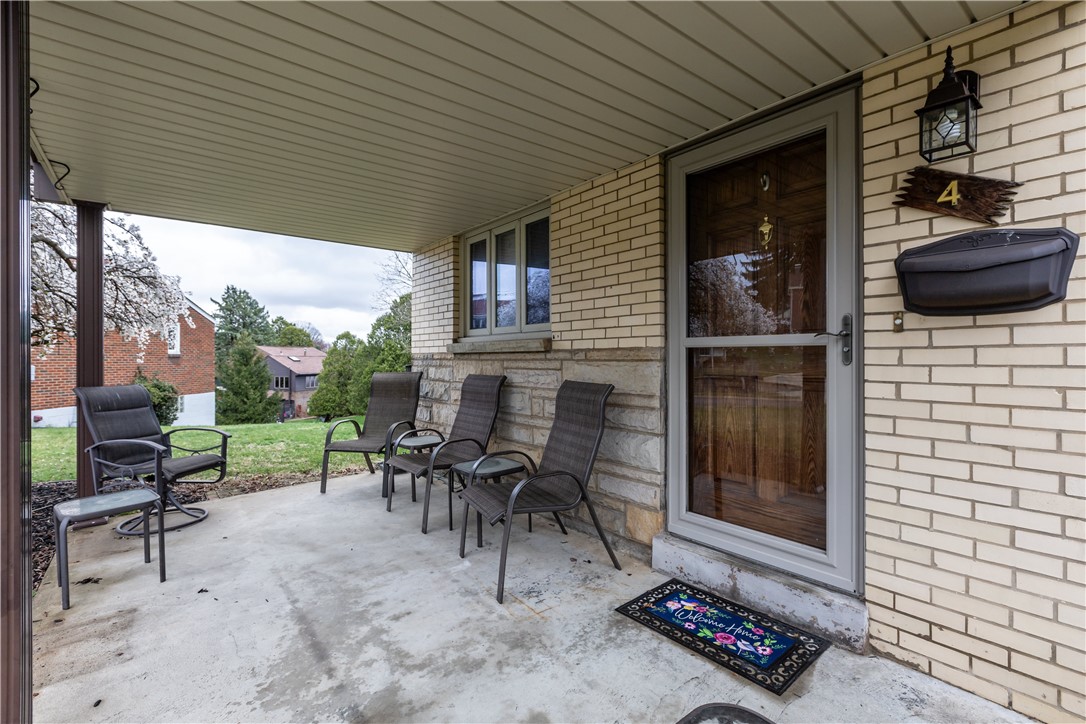 4 Harter Cir Cir, Whitehall, Pennsylvania image 29