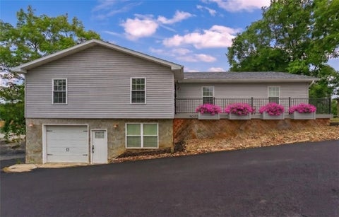 Homes For Rent - 303 Garfield Ave Ave<br/> Butler County, Mars Boro, PA 16046