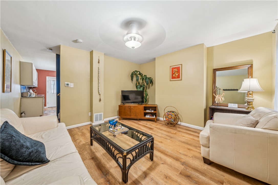 142 1/2 42nd Street St, Lawrenceville, Pennsylvania image 3