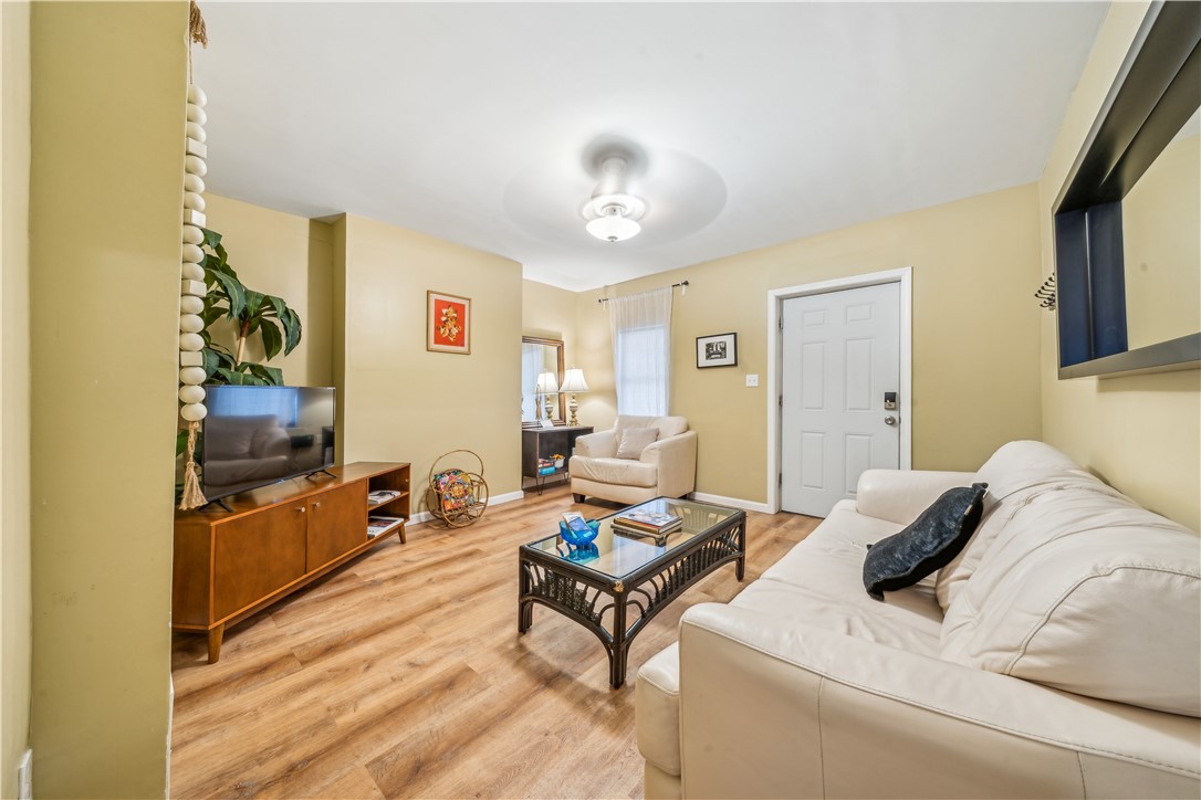 142 1/2 42nd Street St, Lawrenceville, Pennsylvania image 2