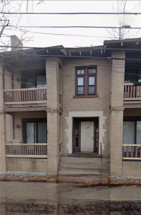 Photo of 1310 Pitt St, Pittsburgh, PA 15221 (MLS # 1738191)