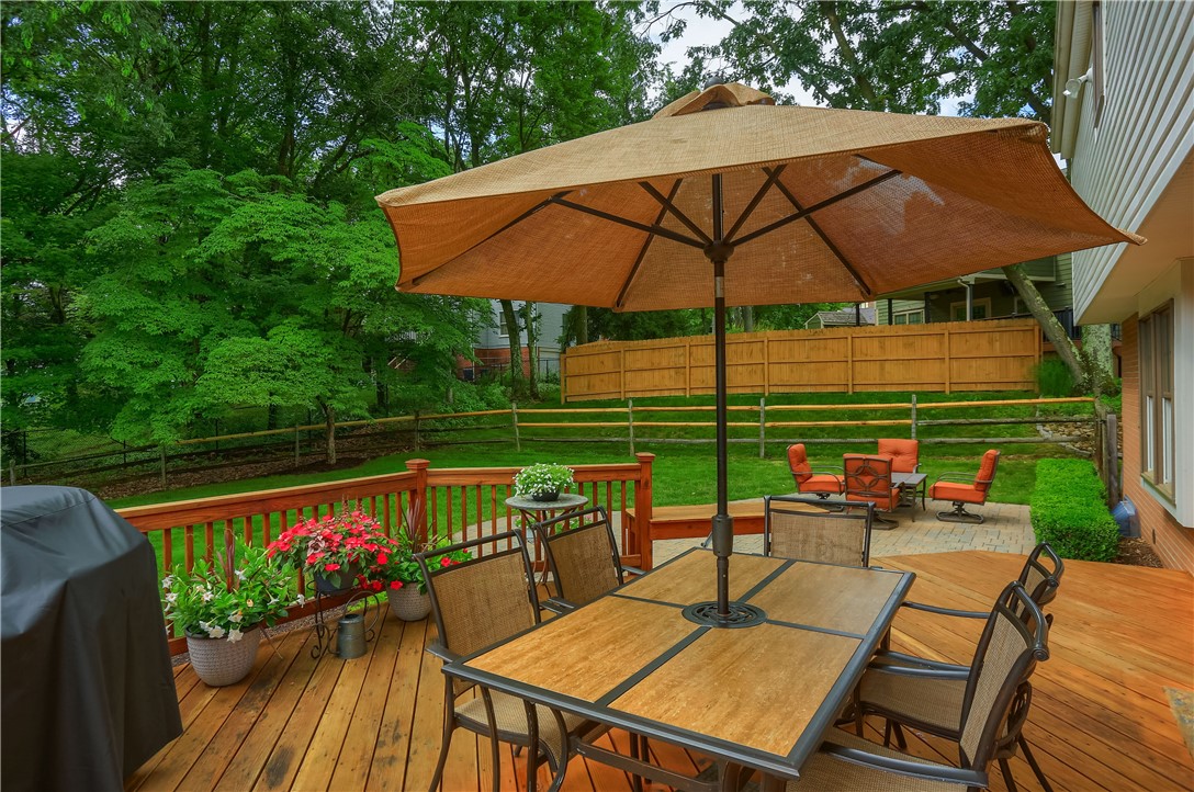 329 Oak Grove Ct.