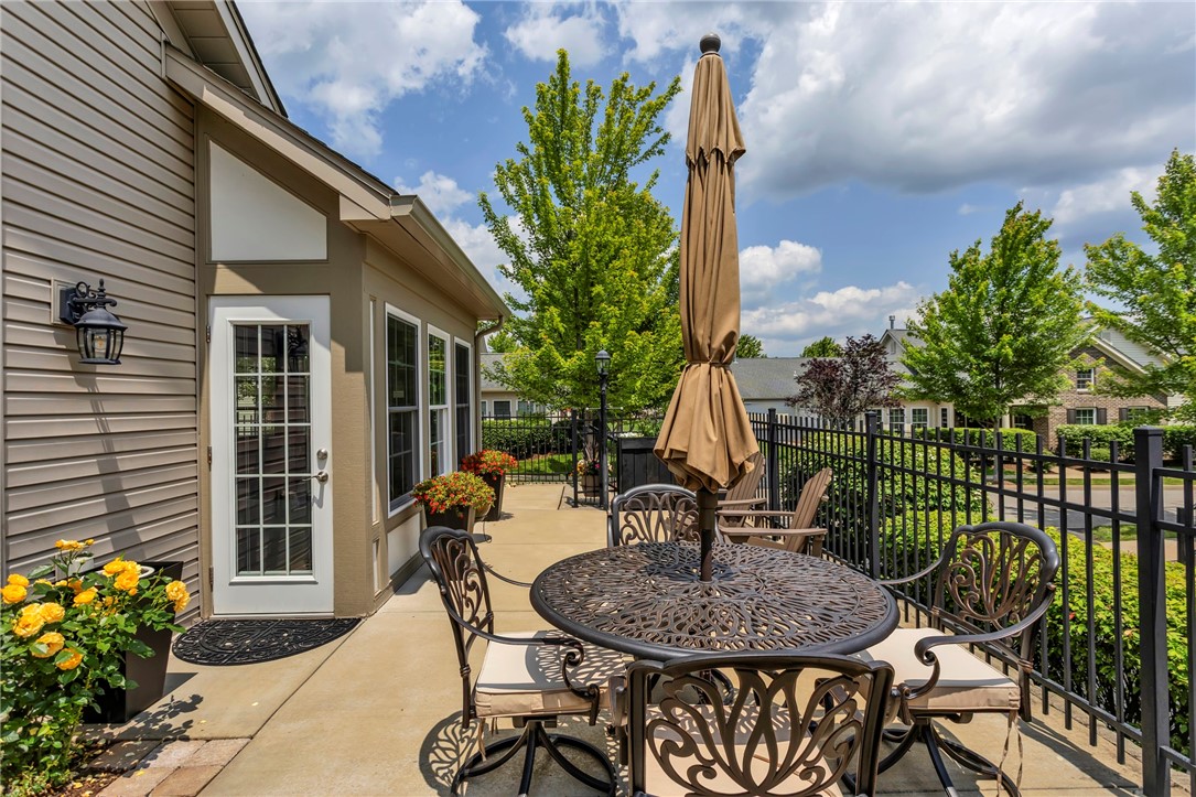 1041 Clerkenwell Ln