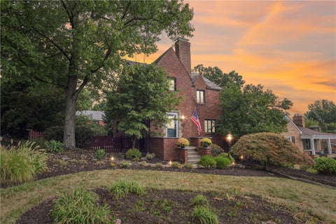 Photo for 489 Parkview Dr