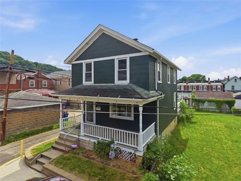 Homes For Sale - 1101 12th Street. St<br/> Stowe Twp, PA 15136