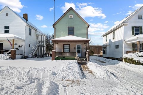 Multifamily For Sale - 768 Baldwin Ave Ave<br/> Sharon, PA 16146