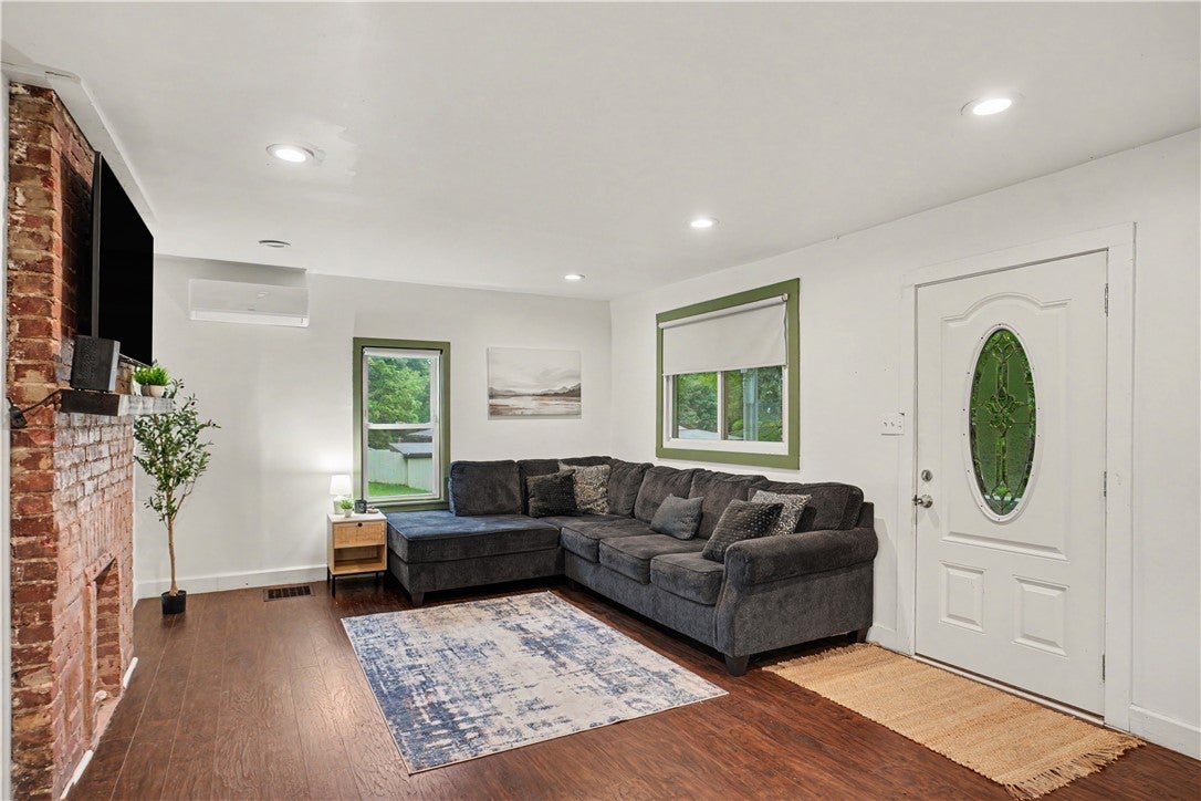 1060 Old Coal Hollow Rd