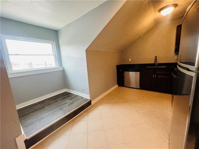 Sharpsburg, Pennsylvania 15215, United States, 2 Bedrooms Bedrooms, ,1 BathroomBathrooms,Residential,Active,124034