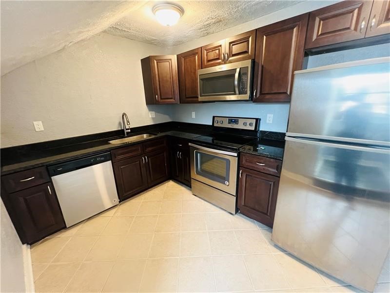 Sharpsburg, Pennsylvania 15215, United States, 2 Bedrooms Bedrooms, ,1 BathroomBathrooms,Residential,Active,124034