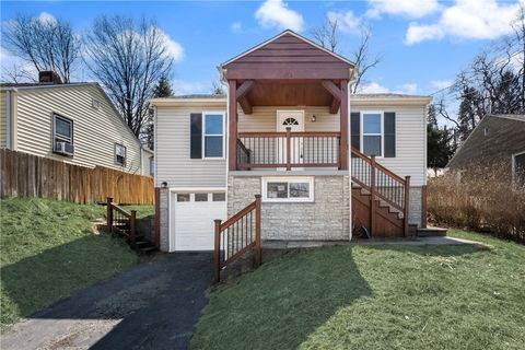 Townhouse For Sale - 628 Hazel Street St<br/> West Mifflin, PA 15122