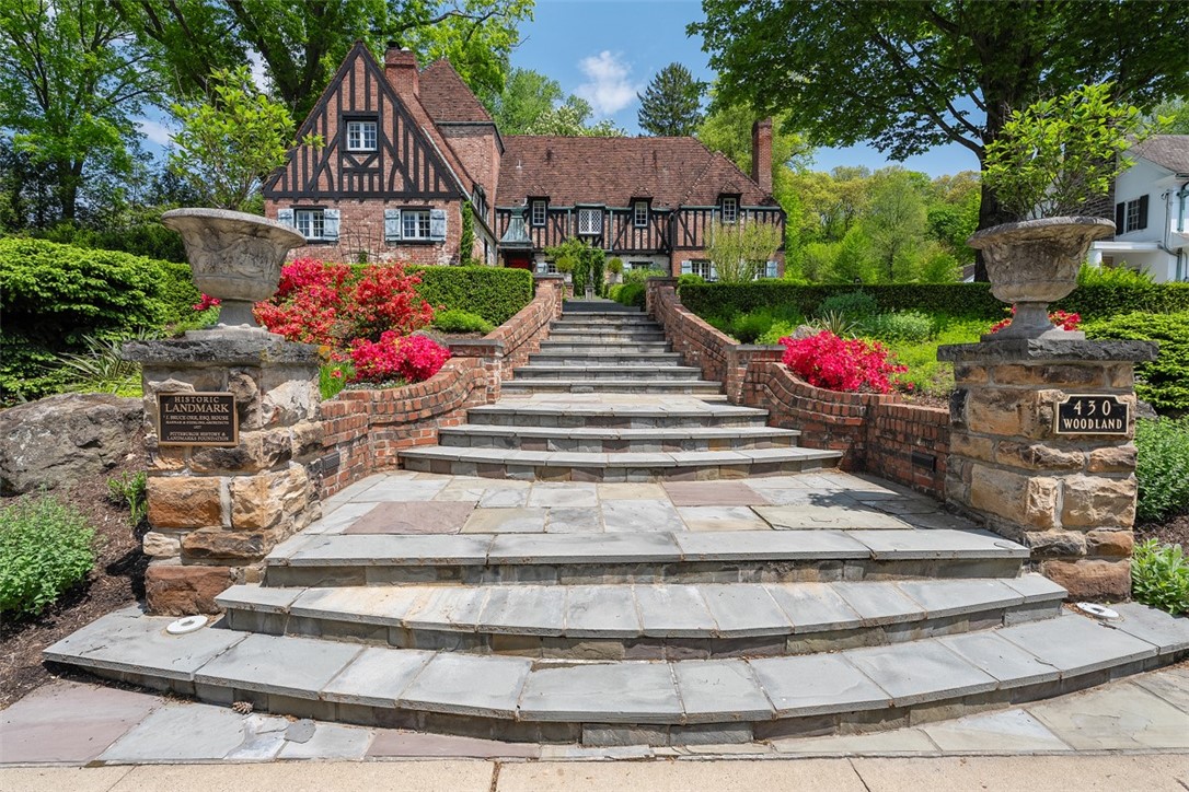 430 Woodland Rd