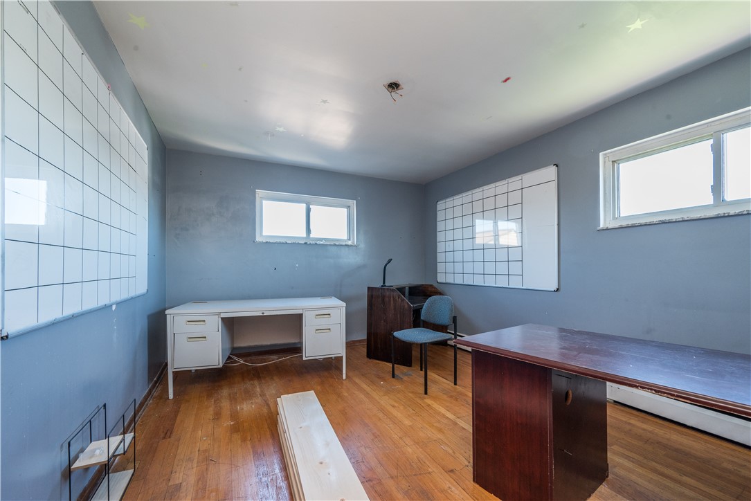 Aliquippa, Pennsylvania 15001, United States, ,Commercial,Active,58686