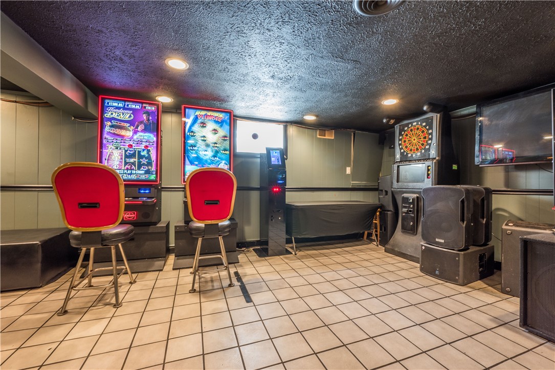 Aliquippa, Pennsylvania 15001, United States, ,Commercial,Active,58686