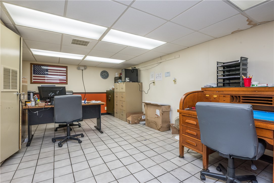 Aliquippa, Pennsylvania 15001, United States, ,Commercial,Active,58686