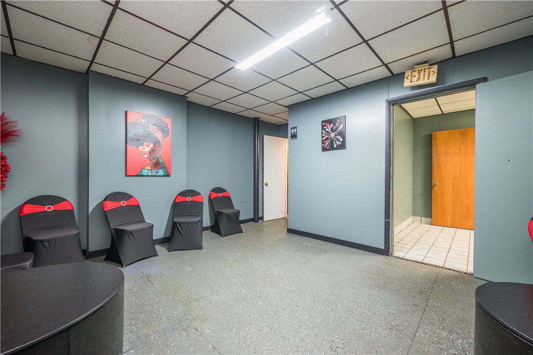 Aliquippa, Pennsylvania 15001, United States, ,Commercial,Active,58686