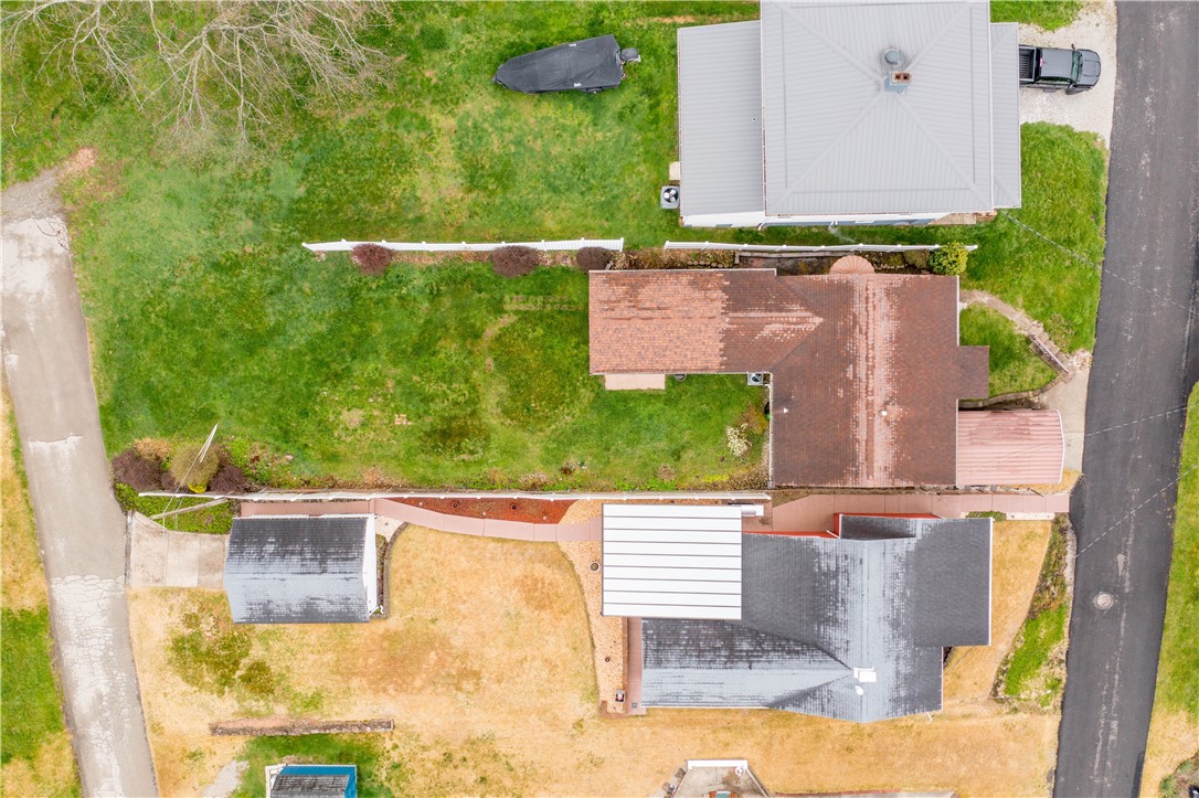 111 4th Street St, Bentleyville, Pennsylvania image 4