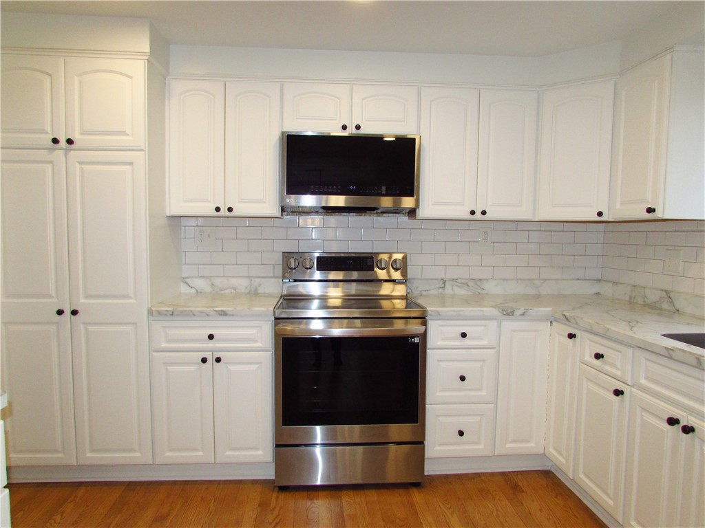 3352 Evergreen Drive Dr, Murrysville, Pennsylvania image 11