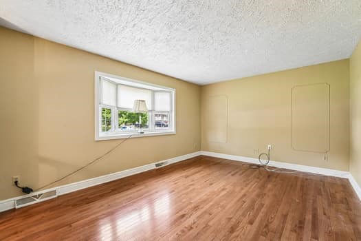 584 Joan St