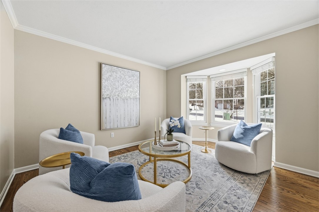 1039 South Lake Drive