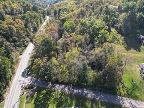 Photo of 3400 Conway Wallrose Rd, Sewickley, PA 15143 (MLS # 1726825)