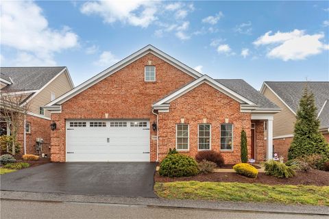 Photo of 709 Crosswinds Dr, Canonsburg, PA 15317 (MLS # 1735173)