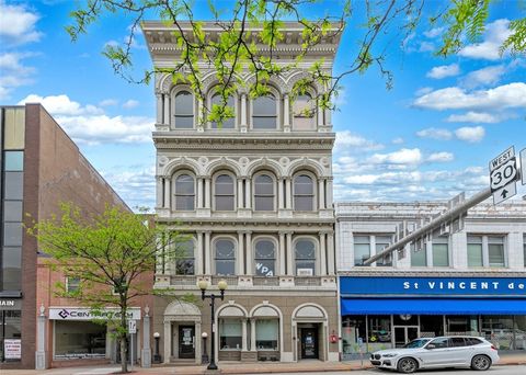 Photo of 132 S Main St, Greensburg, PA 15601 (MLS # 1749394)