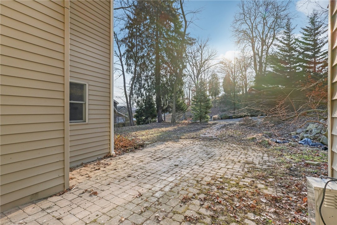 1050 Rose Ave Ave, Coraopolis, Pennsylvania image 31