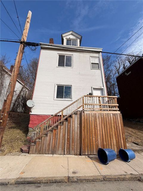 Photo of 2216 Wilson Ave, Pittsburgh, PA 15214 (MLS # 1741513)