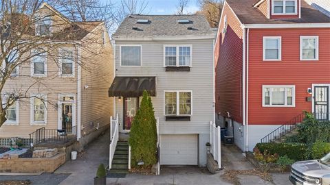 Photo of 3220 Mary St, Pittsburgh, PA 15203 (MLS # 1750625)