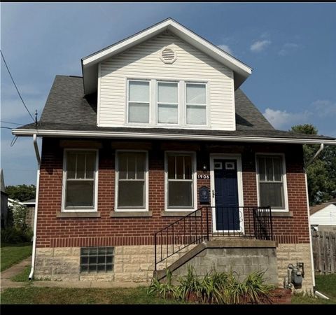 Photo of 1906 Highland Ave, Greensburg, PA 15601 (MLS # 1739266)