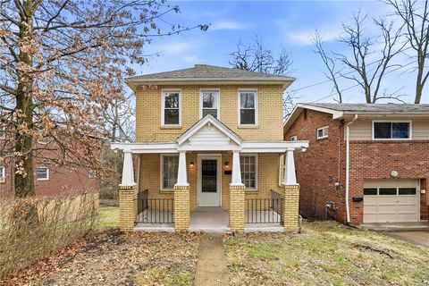 Photo of 3147 Beechwood Blvd, Pittsburgh, PA 15217 (MLS # 1742770)
