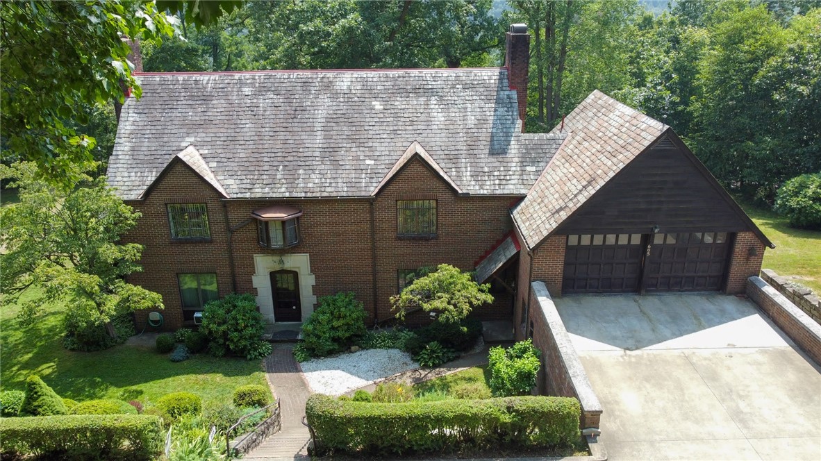 605 S Center St.