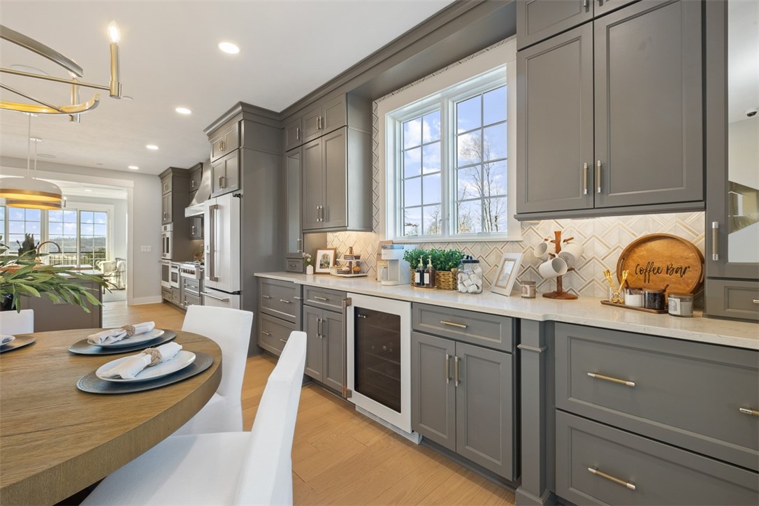 3001 Greeneview Lane