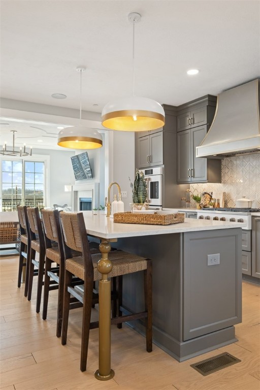 3001 Greeneview Lane