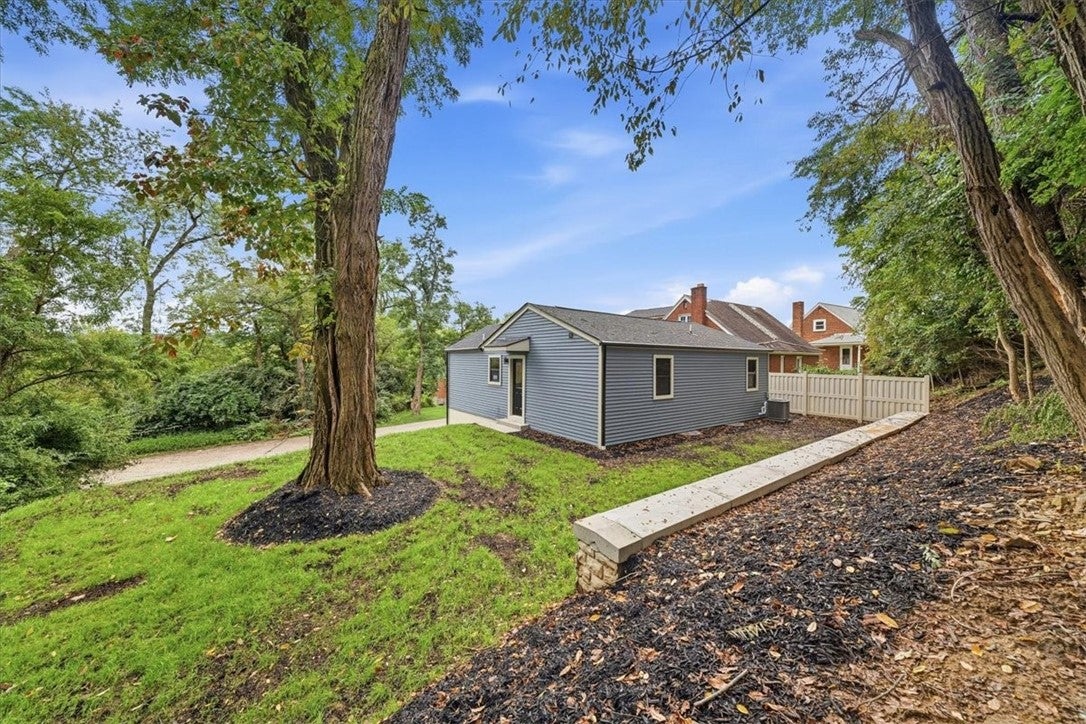 343 Thomas Street
