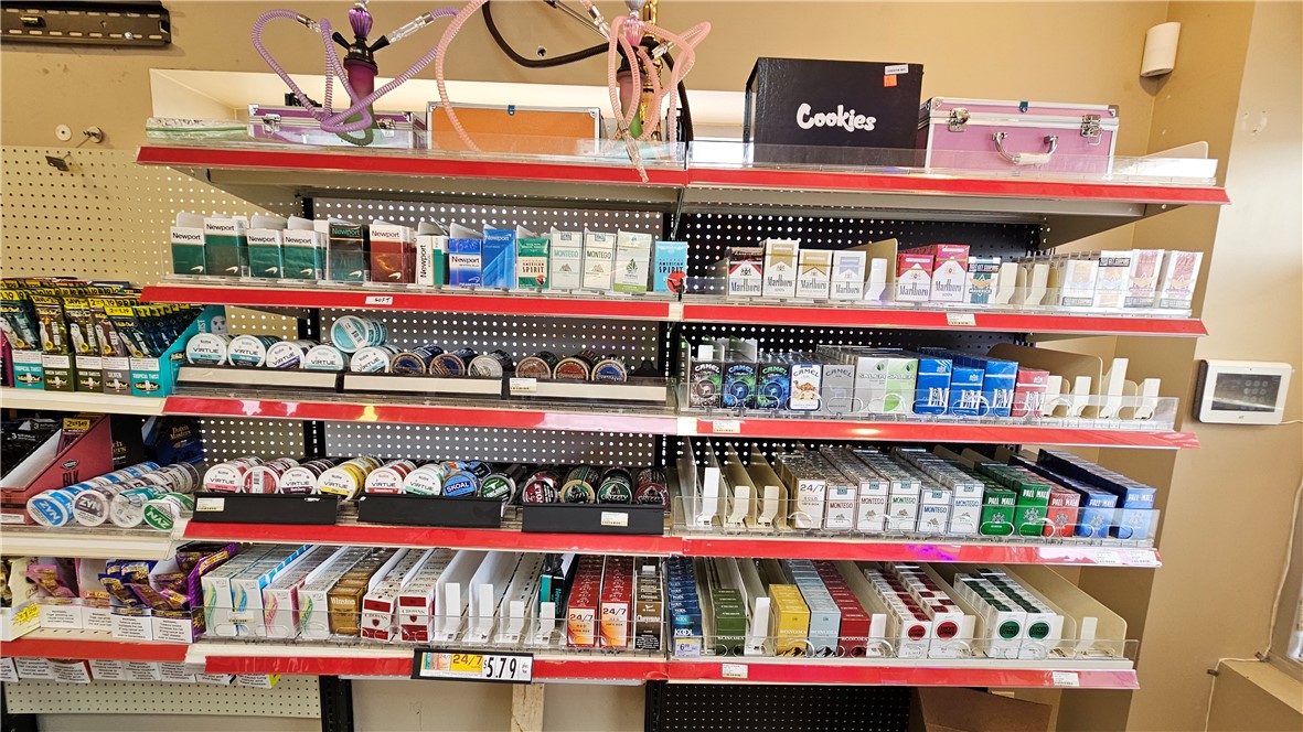 Uniontown, Pennsylvania 15401, United States, ,Commercial,Active,147273