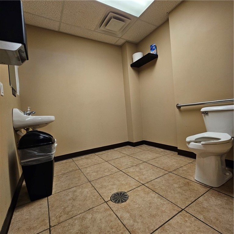 Uniontown, Pennsylvania 15401, United States, ,Commercial,Active,147273