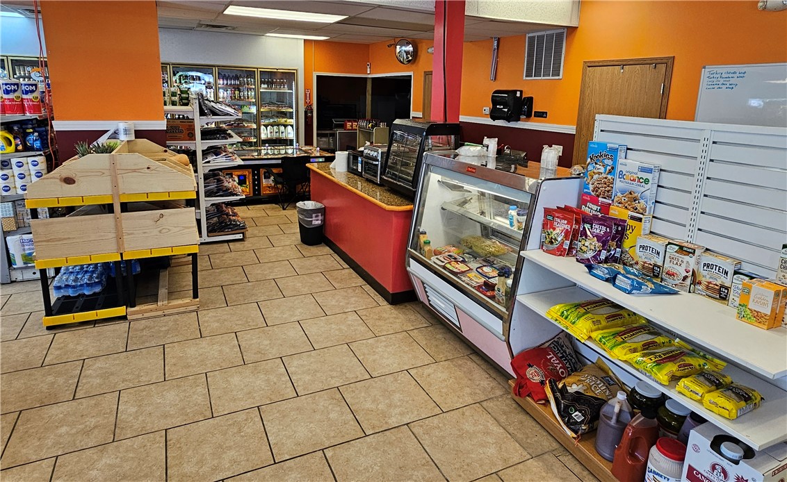 Uniontown, Pennsylvania 15401, United States, ,Commercial,Active,147273