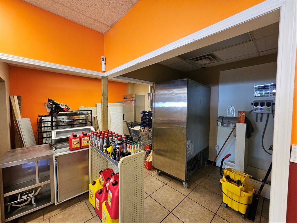 Uniontown, Pennsylvania 15401, United States, ,Commercial,Active,147273