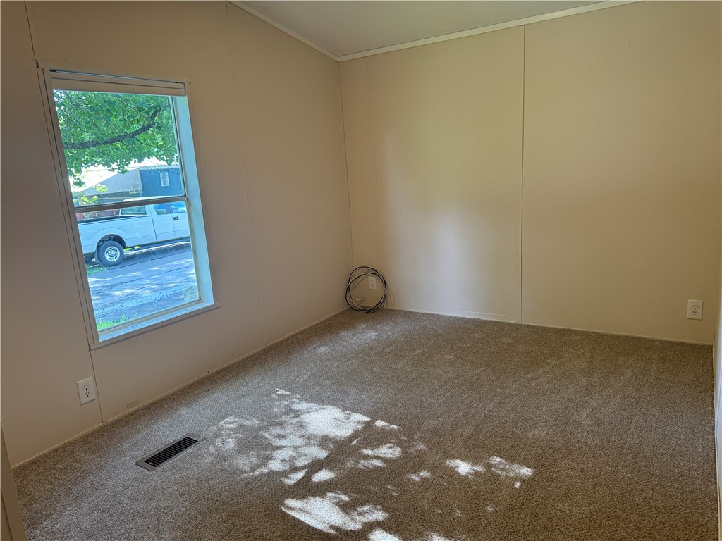 Middlesex Twp, Pennsylvania 16059, United States, 3 Bedrooms Bedrooms, ,2 BathroomsBathrooms,Residential,Active,165727