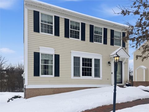 Photo of 322 Bridlewood Ct, Canonsburg, PA 15317 (MLS # 1738741)